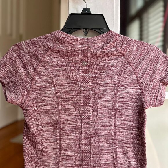 Lululemon Swiftly Tech Short Sleeve Hip Length Space Dye Maroon Womens Top 4 - Picture 5 of 10